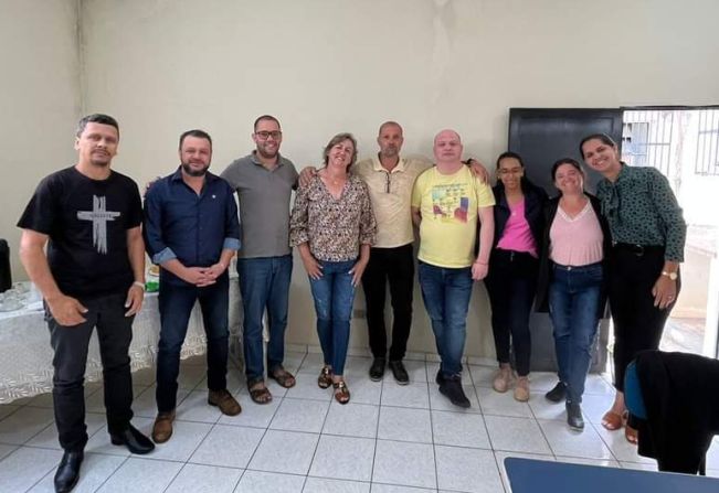 SERVIDORA APOSENTADA SE DESPEDE DO IPSM